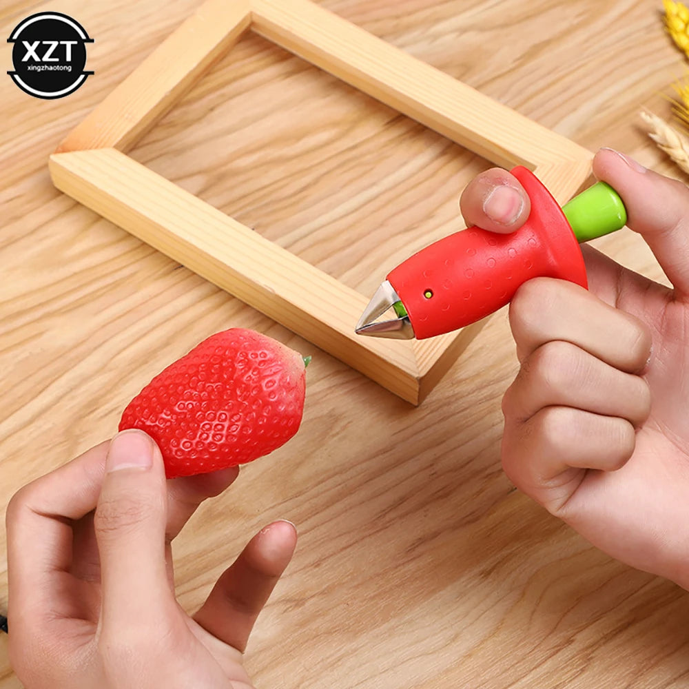 Household Strawberry Huller Creative Fruit Leaf Remover Gadget Tomato Stalks Corers Strawberry Knife Stem Remover Kitchen Tools